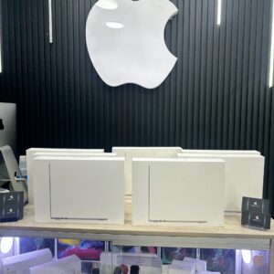 Macbook Air M5 13 Pulgadas, 16 Ram 512 Almacenamiento con 1 año de garantía