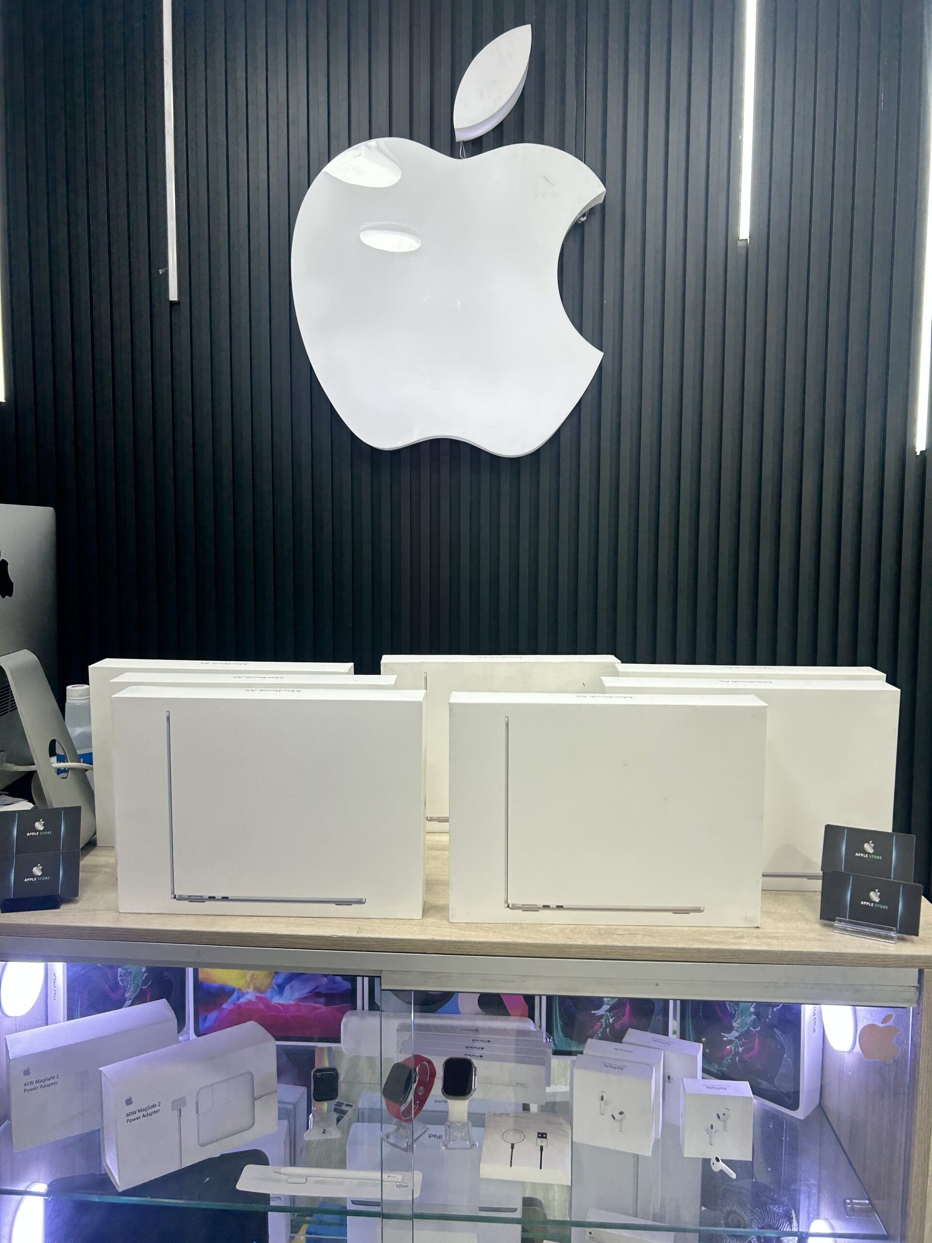 Macbook Air M5 13 Pulgadas, 16 Ram 512 Almacenamiento con 1 año de garantía